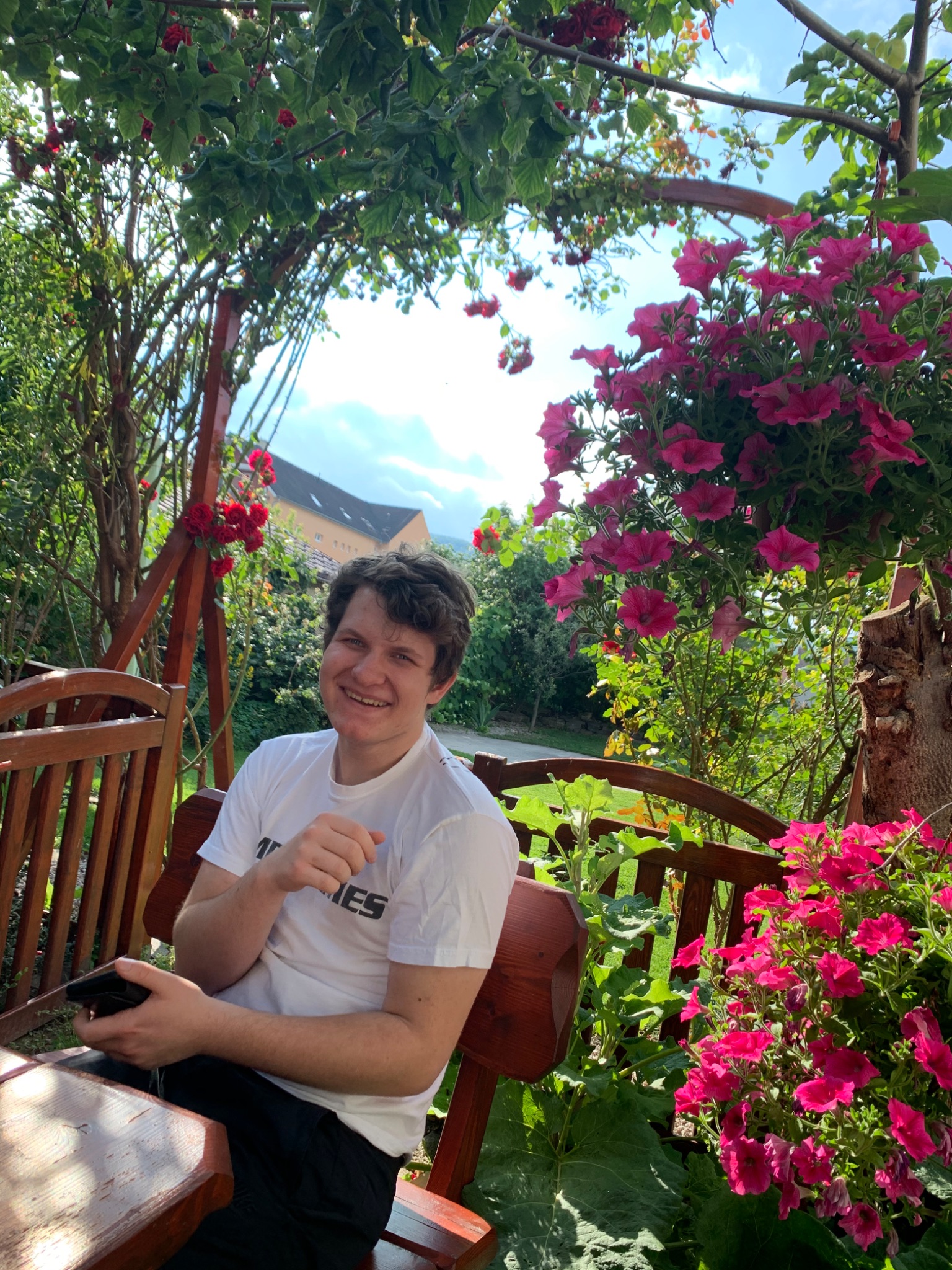 DD6F8623 E282 413B 9A7C 159F3C0A1B24